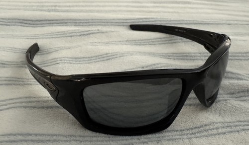 Oakley valve sunglasses black - oakley,