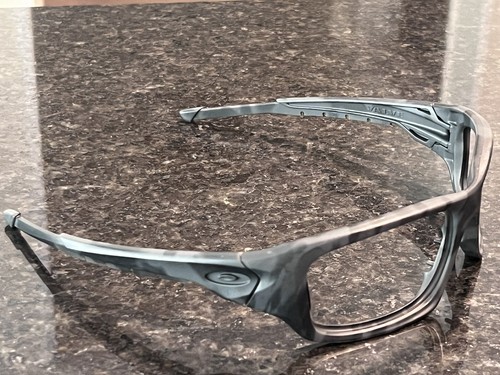 Oakley valve matte camo black - camo,