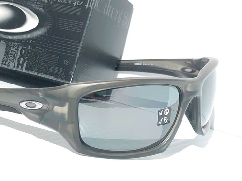 New oakley valve matte - oakley,
