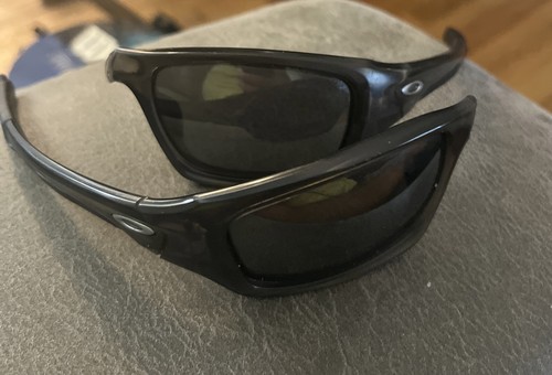 Oakley sunglasses valve color - oakley,